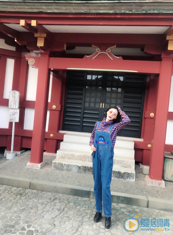 阎默涵旅拍照 阎默涵高清写真_阎默涵高清剧照
