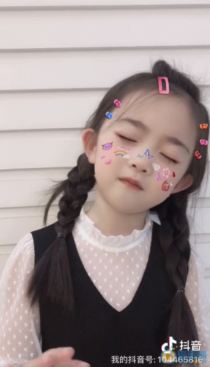 刘怡歆贴纸美照 刘怡歆高清写真_刘怡歆高清剧照