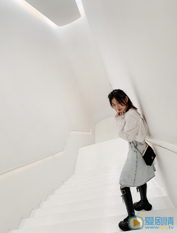 金靖旅拍照 金靖高清写真_金靖高清剧照