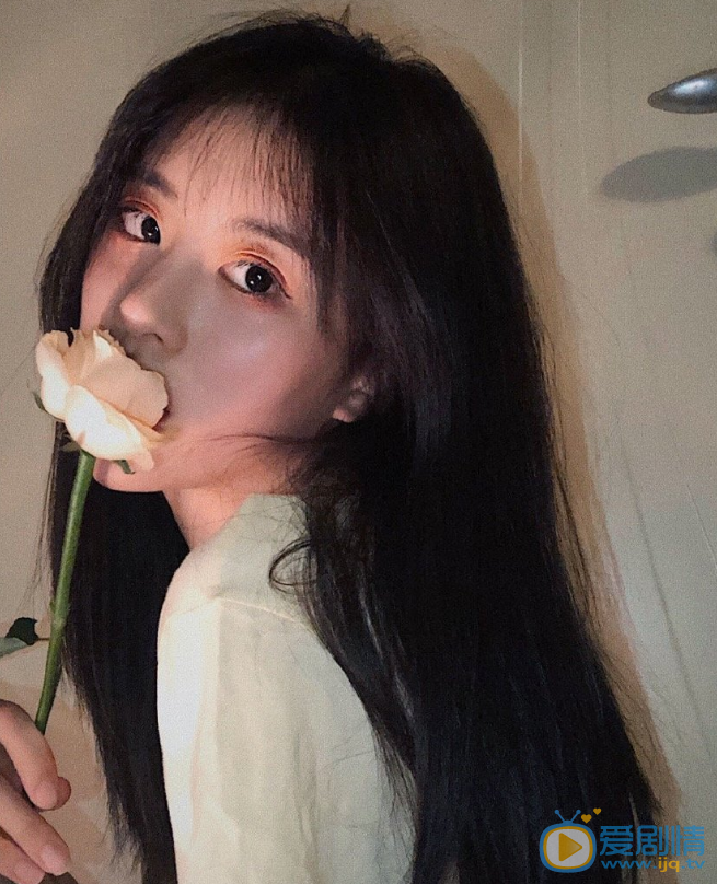 徐沁甜美图片 徐沁高清写真_徐沁高清剧照
