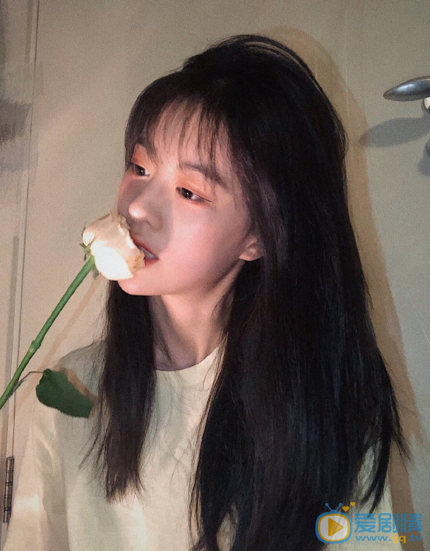 徐沁甜美图片 徐沁高清写真_徐沁高清剧照