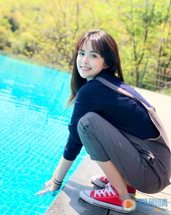 宋芳园旅拍照