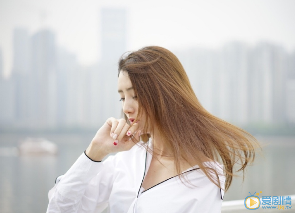 李腾腾唯美户外写真 李腾腾高清写真_李腾腾高清剧照