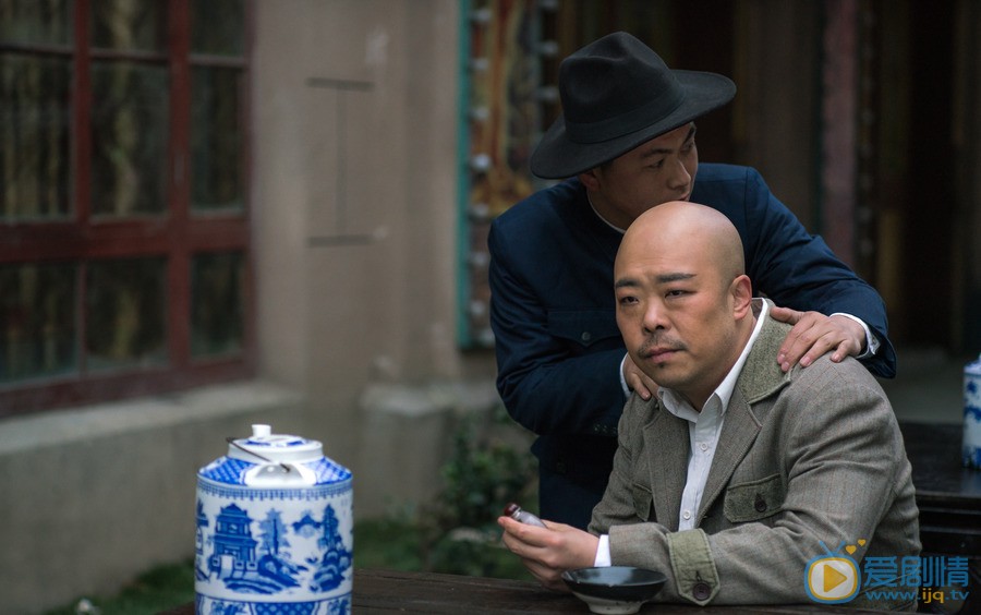 战地迷情剧情介绍(1-42集大结局)