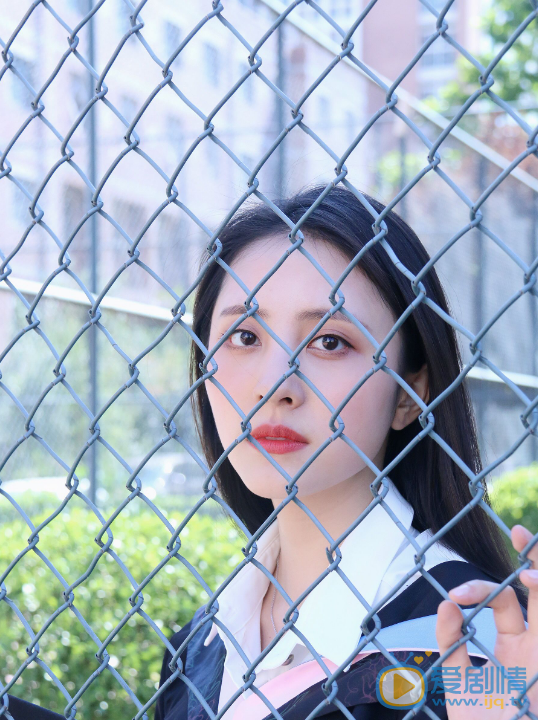 方子怡博士服写真 方子怡高清写真_方子怡高清剧照