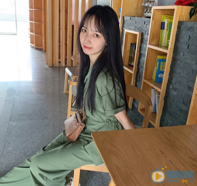 秦牛正威精选美照