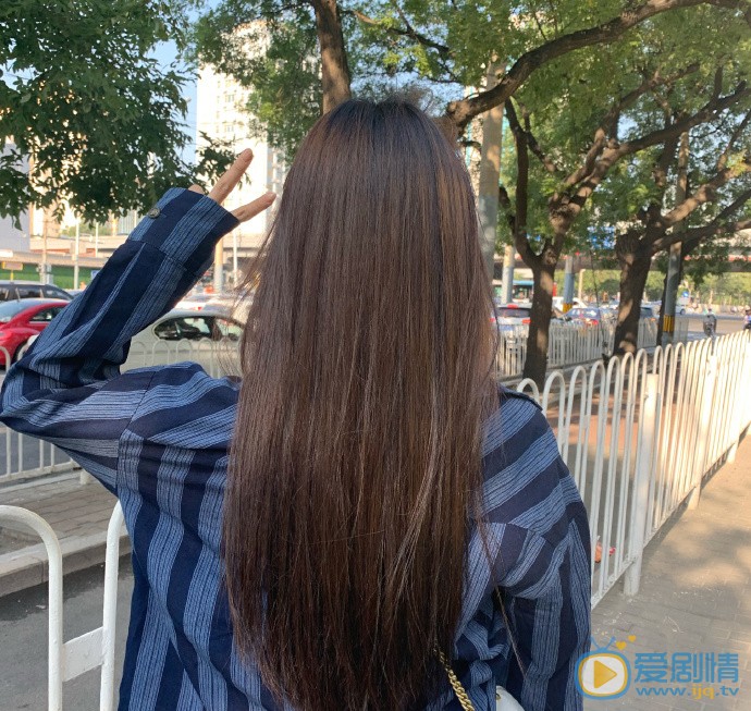 秦牛正威日常生活照图片 秦牛正威高清写真_秦牛正威高清剧照