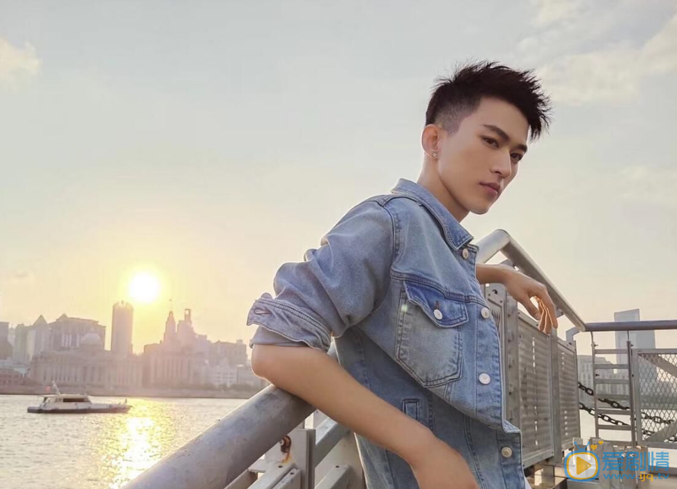 李俊锋《滴！男友卡》剧照 李俊锋高清写真_李俊锋高清剧照