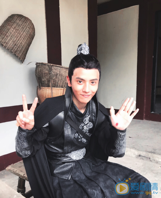 何聪睿剧照 何聪睿高清写真_何聪睿高清剧照