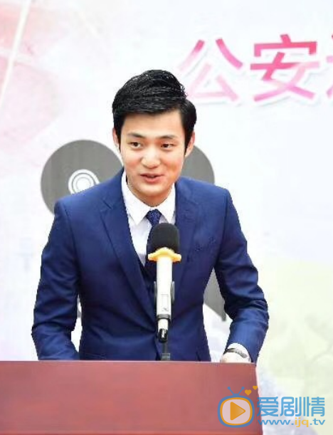杨刚活动照 杨刚高清写真_杨刚高清剧照
