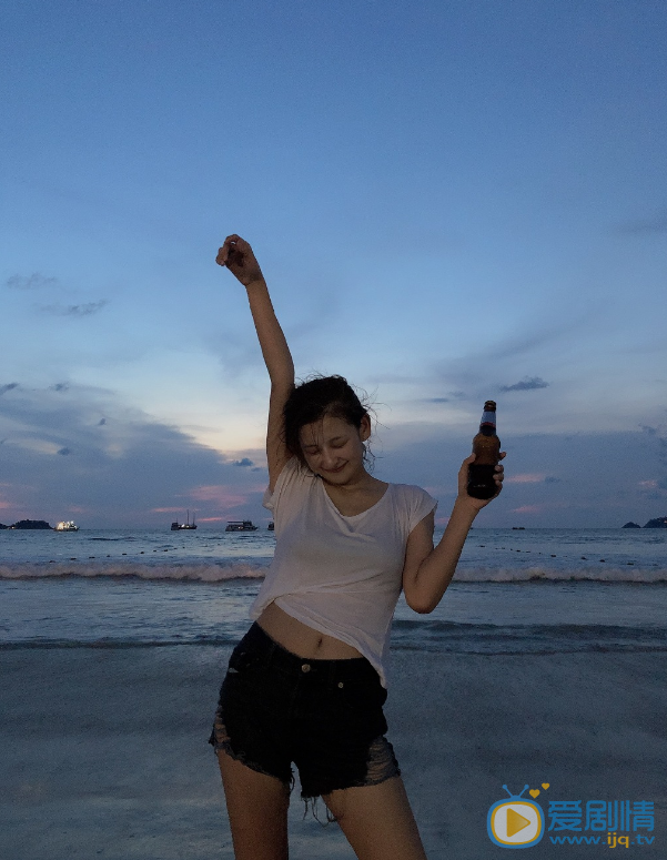 刘亦淳旅拍照 刘亦淳高清写真_刘亦淳高清剧照