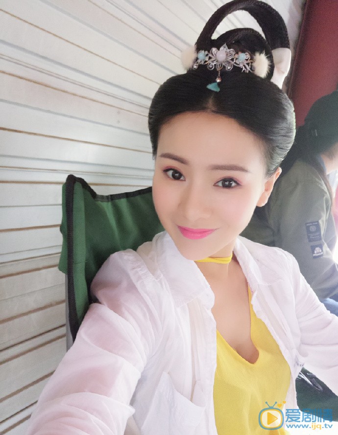 侯亚辰唯美自拍照图片 侯亚辰高清写真_侯亚辰高清剧照