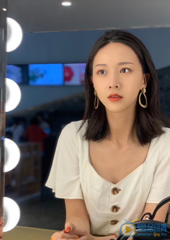 高智洋图片 高智洋高清写真_高智洋高清剧照