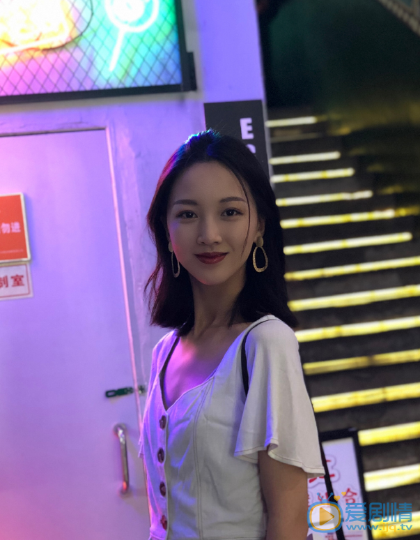 高智洋图片 高智洋高清写真_高智洋高清剧照
