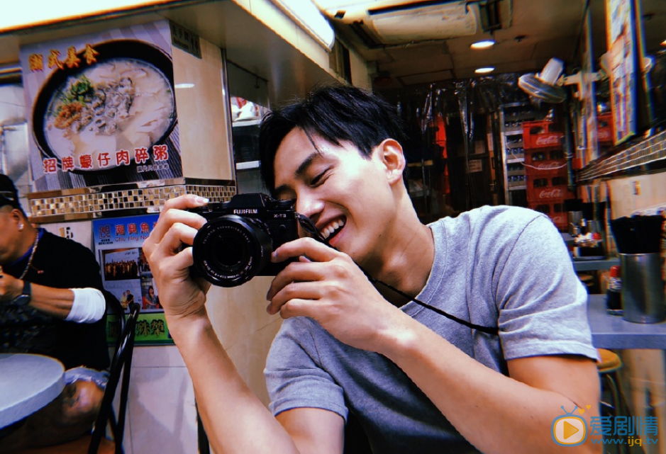 范少勋街头写真 范少勋高清写真_范少勋高清剧照