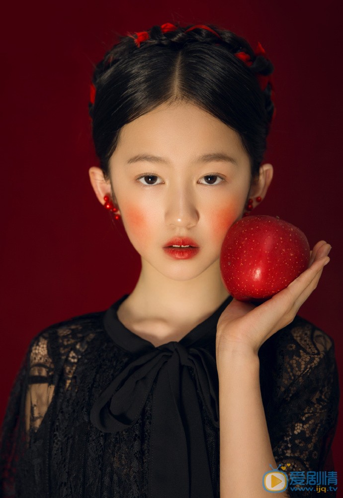 吕晨悦复古风写真图片 吕晨悦高清写真_吕晨悦高清剧照