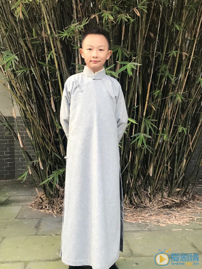罗天泽日常生活照图片 罗天泽高清写真_罗天泽高清剧照