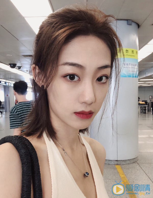 杨诗倩图片