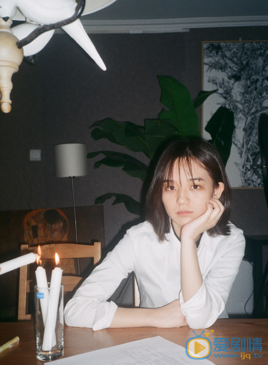 黄婧仪生活照
