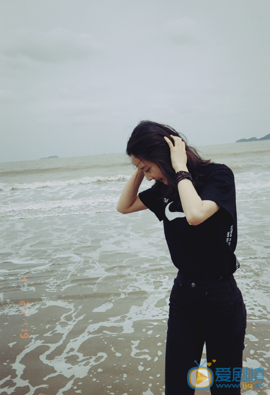 李博洋海边照