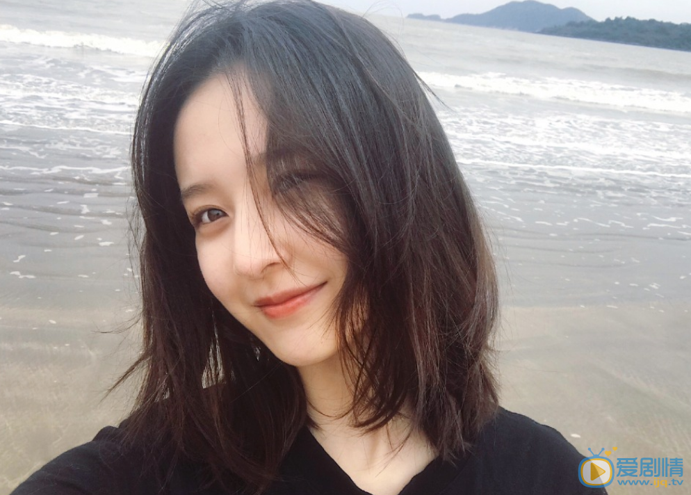 李博洋海边照 李博洋高清写真_李博洋高清剧照