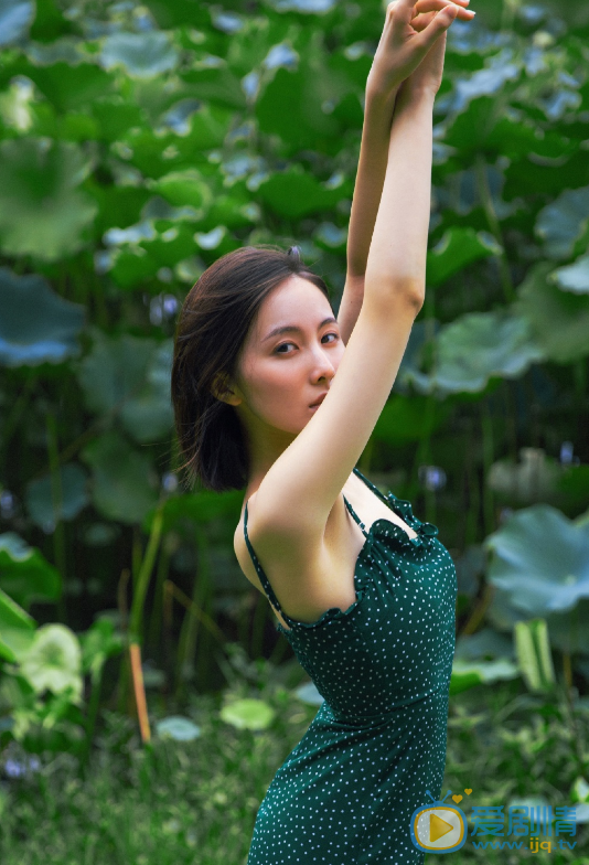 吕晓萌旅拍照 吕晓萌高清写真_吕晓萌高清剧照