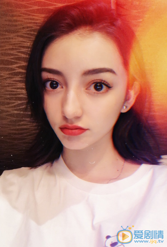 美克丽亚·麦吉丁生活照 美克丽亚·麦吉丁高清写真_美克丽亚·麦吉丁高清剧照