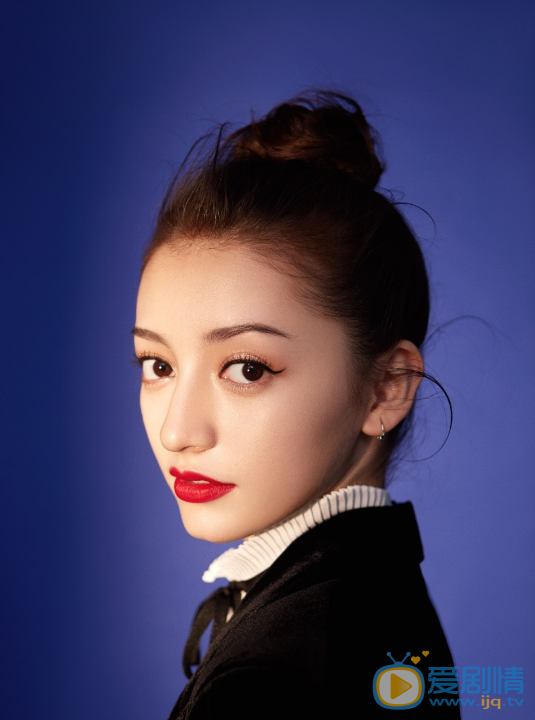 美克丽亚·麦吉丁个性写真