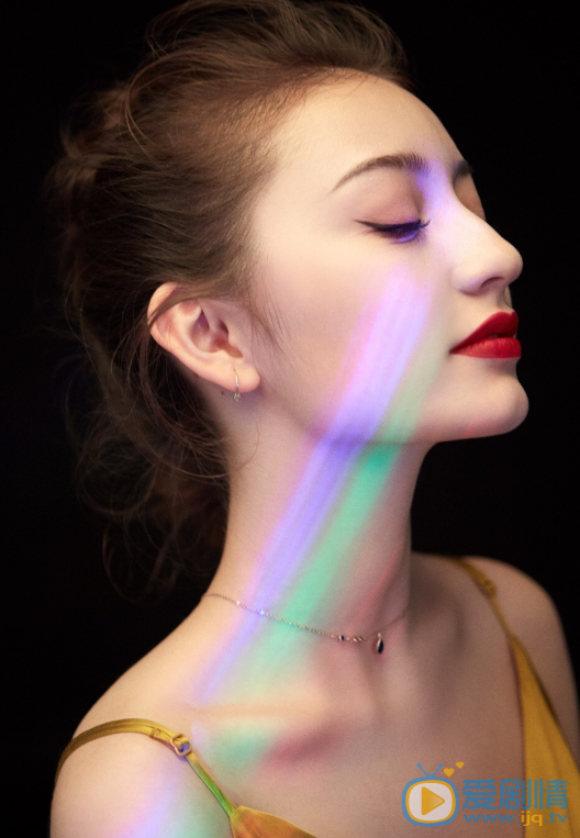 美克丽亚·麦吉丁气质写真 美克丽亚·麦吉丁高清写真_美克丽亚·麦吉丁高清剧照