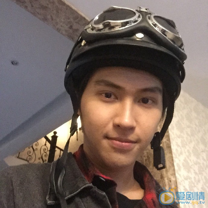 孙嘉俊自拍照图片 孙嘉俊高清写真_孙嘉俊高清剧照