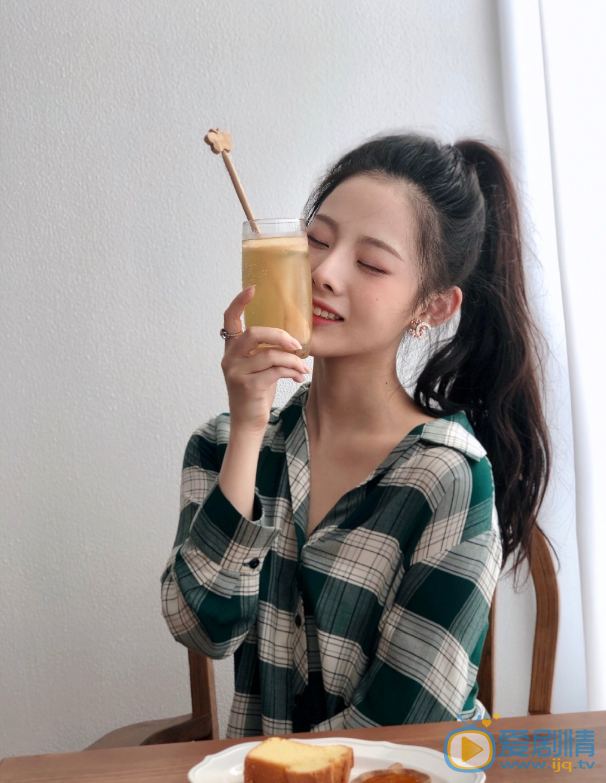 王婷仙气写真照 王婷高清写真_王婷高清剧照