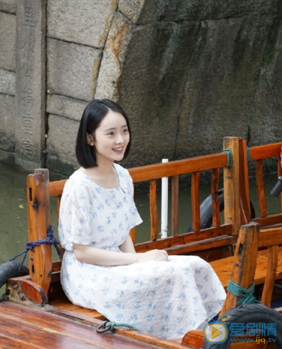 王路晴户外写真 王路晴高清写真_王路晴高清剧照