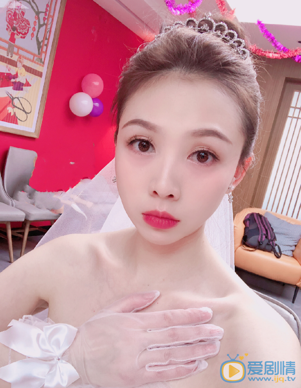 梁雪芹婚纱写真 梁雪芹高清写真_梁雪芹高清剧照