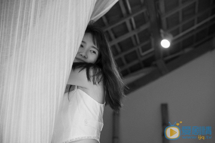 刘若嫣黑白写真图片 刘若嫣高清写真_刘若嫣高清剧照