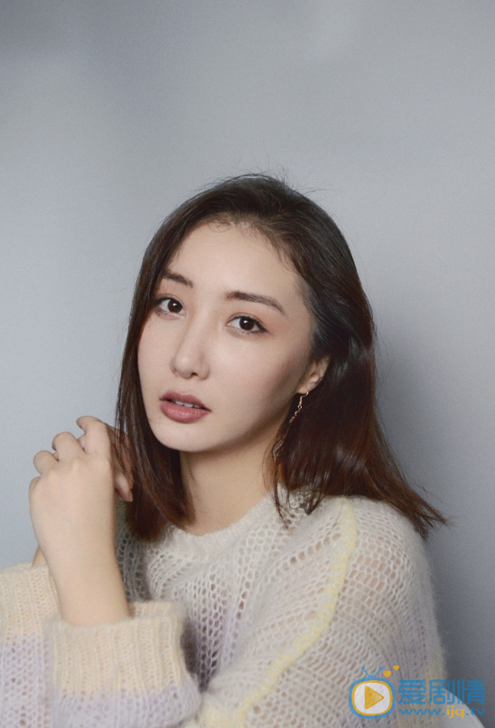 曾凡子生活照 曾凡子高清写真_曾凡子高清剧照