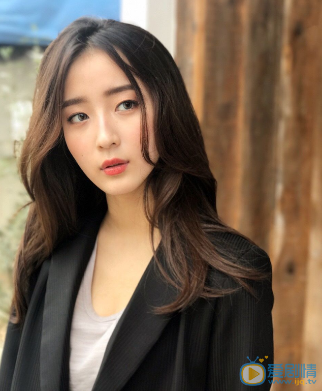 张静萱唯美写真 张静萱高清写真_张静萱高清剧照