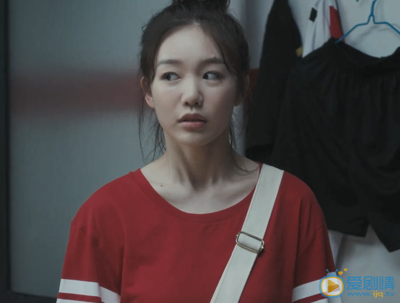 极限17扣杀剧情介绍(1-12集大结局)