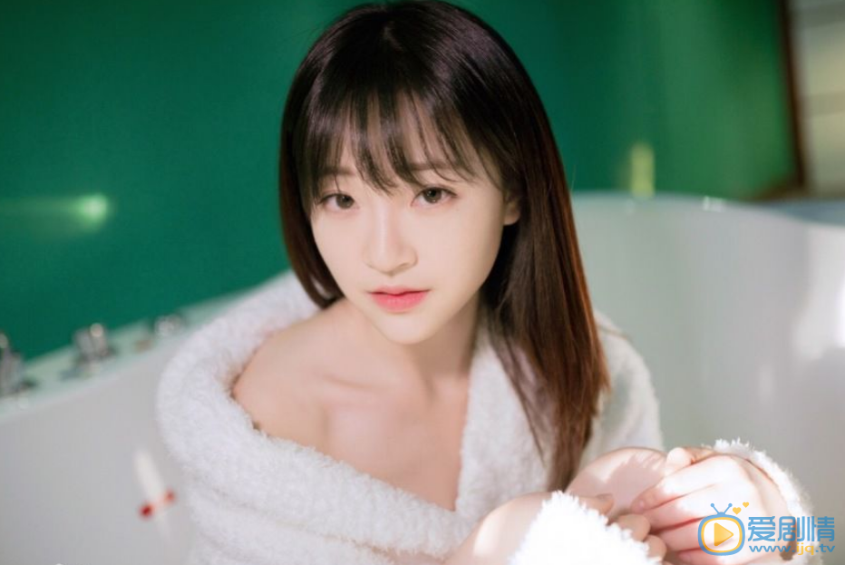 陈怡凡清纯甜美图片 陈怡凡高清写真_陈怡凡高清剧照