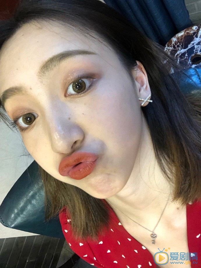 倪美诗自拍照图片 倪美诗高清写真_倪美诗高清剧照
