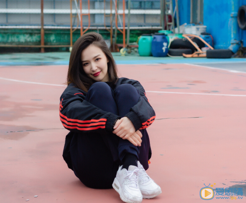 菊麟操场写真 菊麟高清写真_菊麟高清剧照