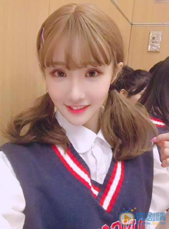 李天韵自拍照 李天韵高清写真_李天韵高清剧照