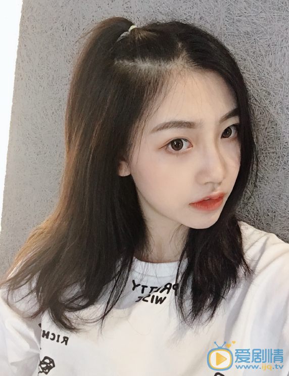 刘尼夷自拍照 刘尼夷高清写真_刘尼夷高清剧照