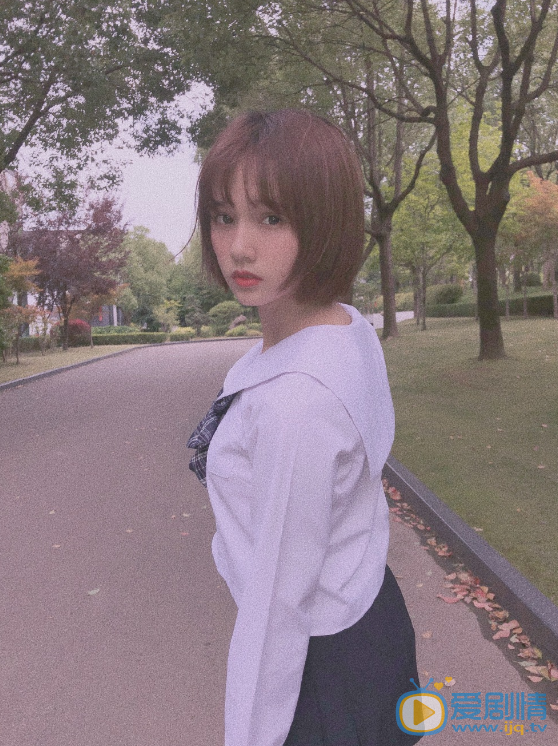刘念校园写真 刘念高清写真_刘念高清剧照