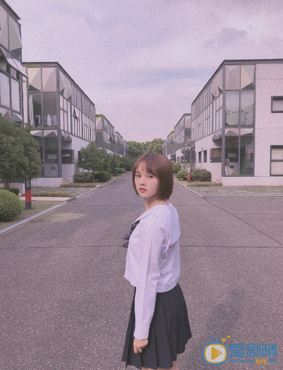 刘念校园写真 刘念高清写真_刘念高清剧照