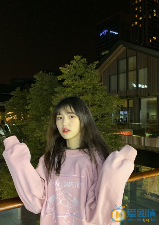 马兴钰游玩照 马兴钰高清写真_马兴钰高清剧照