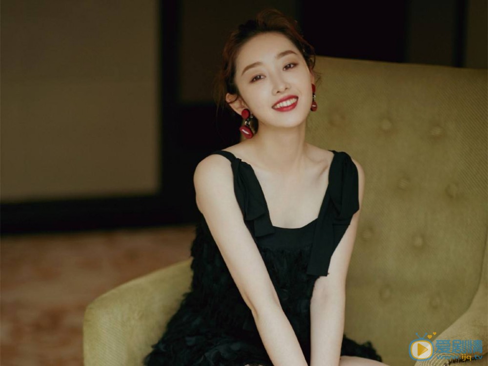 姐姐你成功引起我的注意了令寻寻剧照 令寻寻姐姐你成功引起我的注意了剧照