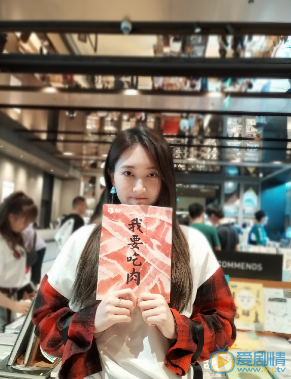 王曼君写真 王曼君高清写真_王曼君高清剧照