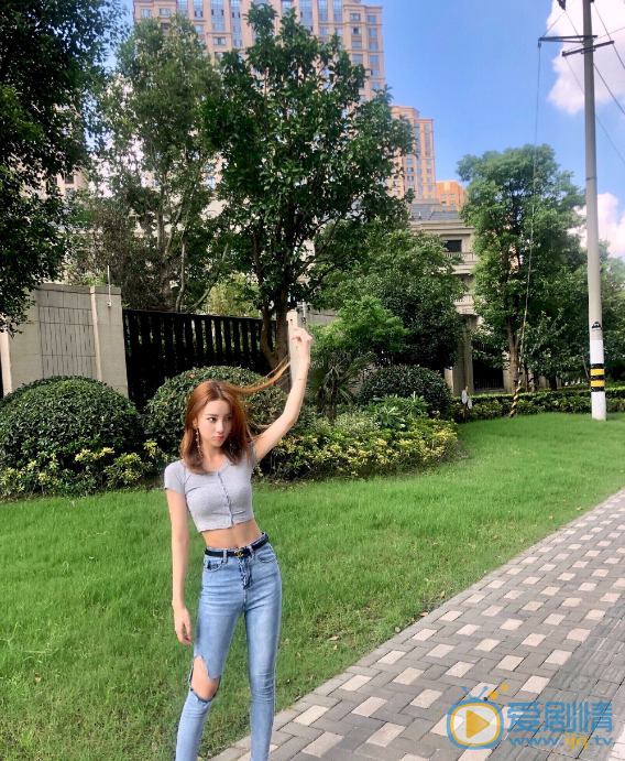 夏诗洁旅拍照 夏诗洁高清写真_夏诗洁高清剧照