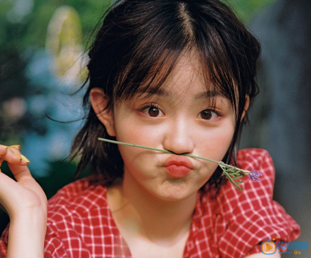 杨晗高清写真 杨晗高清写真_杨晗高清剧照