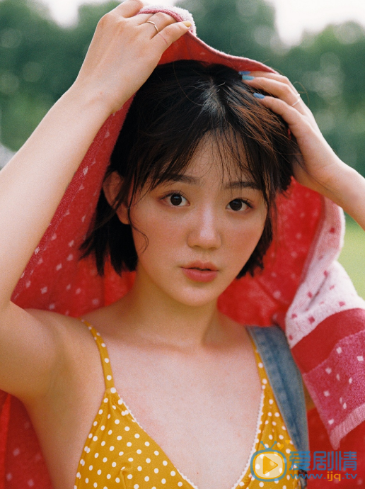 杨晗高清写真 杨晗高清写真_杨晗高清剧照